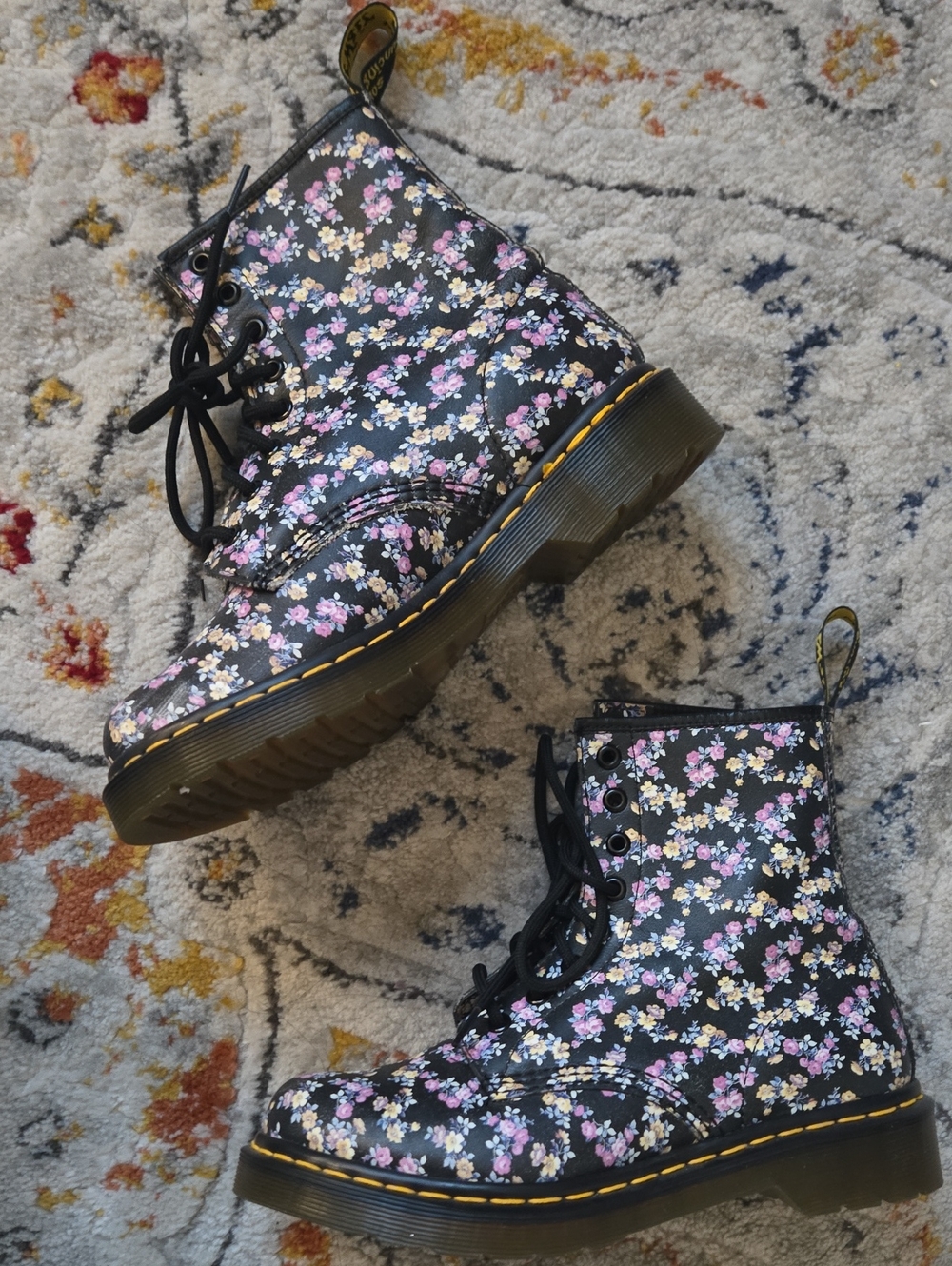 Black Floral Lace-Up Combat Boots Dr.Martens
